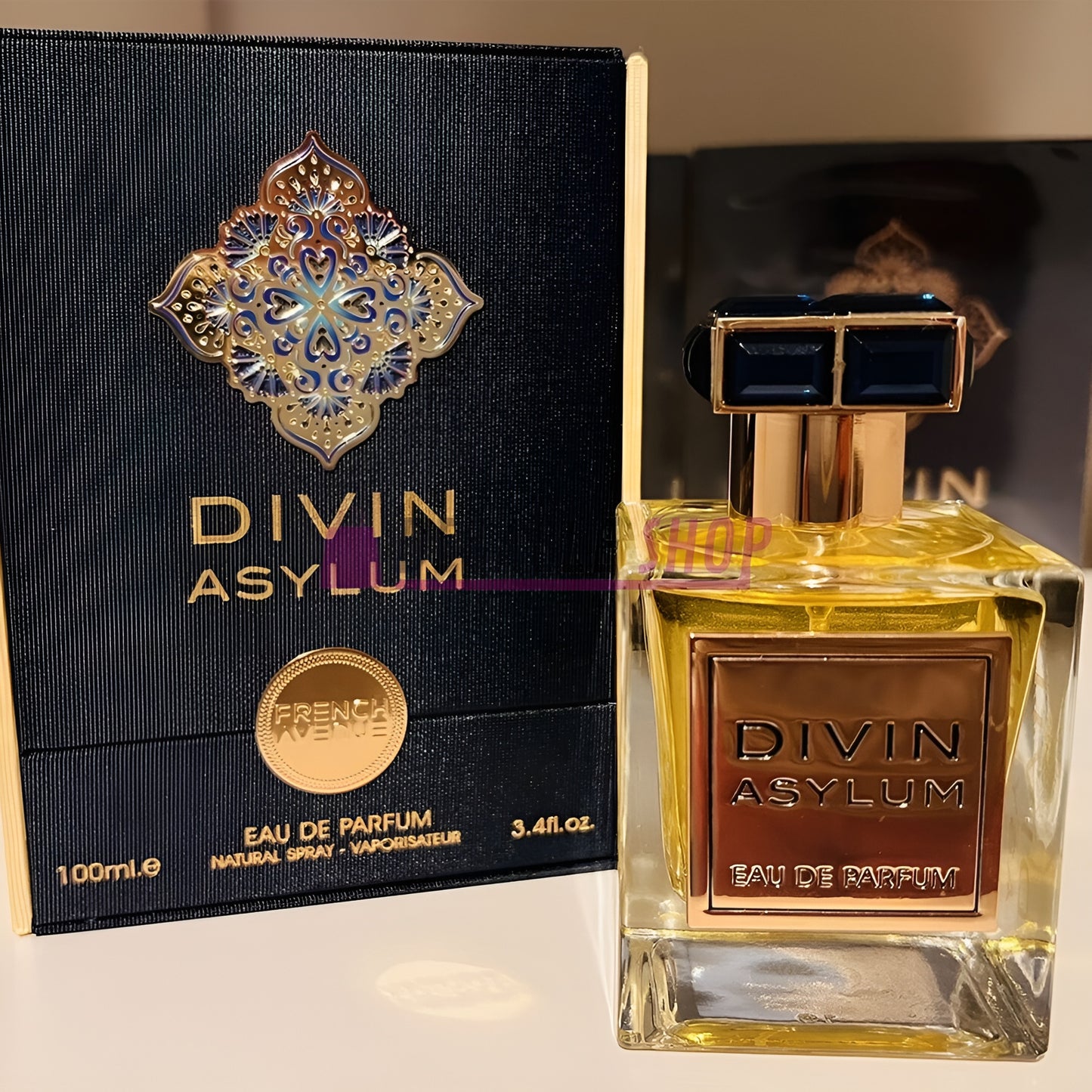 Divin Asylum French Avenue fragancia con buena proyección y duración Divin Asylum French Avenue perfume unisex notas de vetiver y jazmín lorca murcia alicante crevillente madrid barcleona