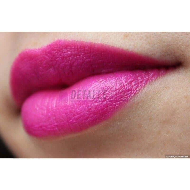 Barra de la labios 906 Hot Plum Maybelline Maquillaje