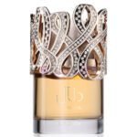 Detalle del elegante frasco de Lattafa Dalal, fragancia femenina dulce y frutal